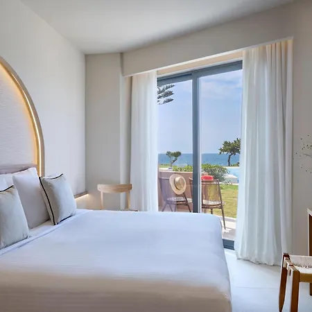 Ammos Luxury אתר נופש מסטיכרי