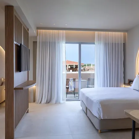 אתר נופש Ammos Luxury 5*
