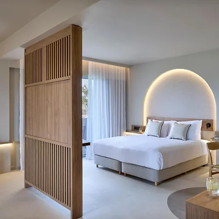 Ammos Luxury אתר נופש 5*