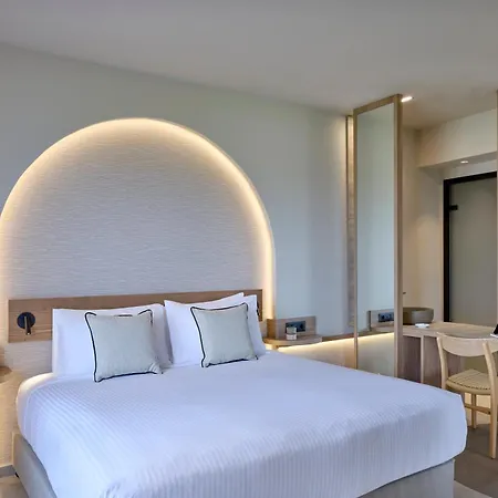 Ammos Luxury אתר נופש 5*