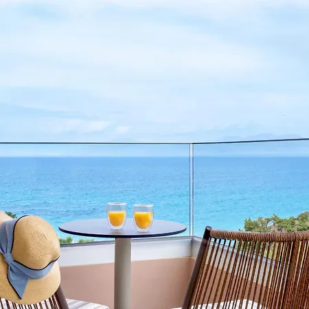 Ammos Luxury منتجع